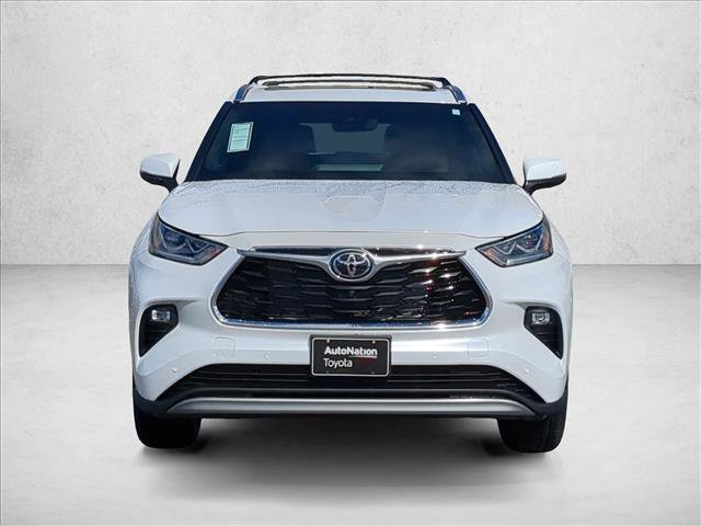 New 2026 Toyota Highlander Platinum video 2
