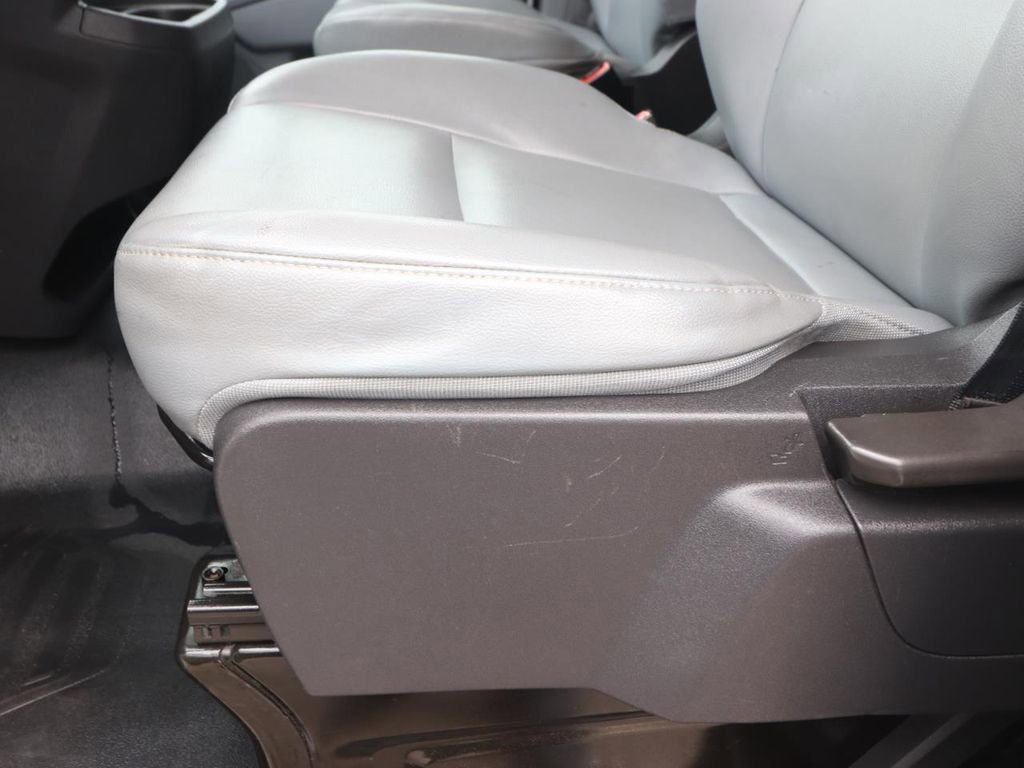 Used 2015 Ford Transit 350 XL RWD image 19