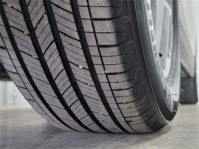 Used 2024 Chevrolet Equinox LS w/ LS Convenience Package image 12