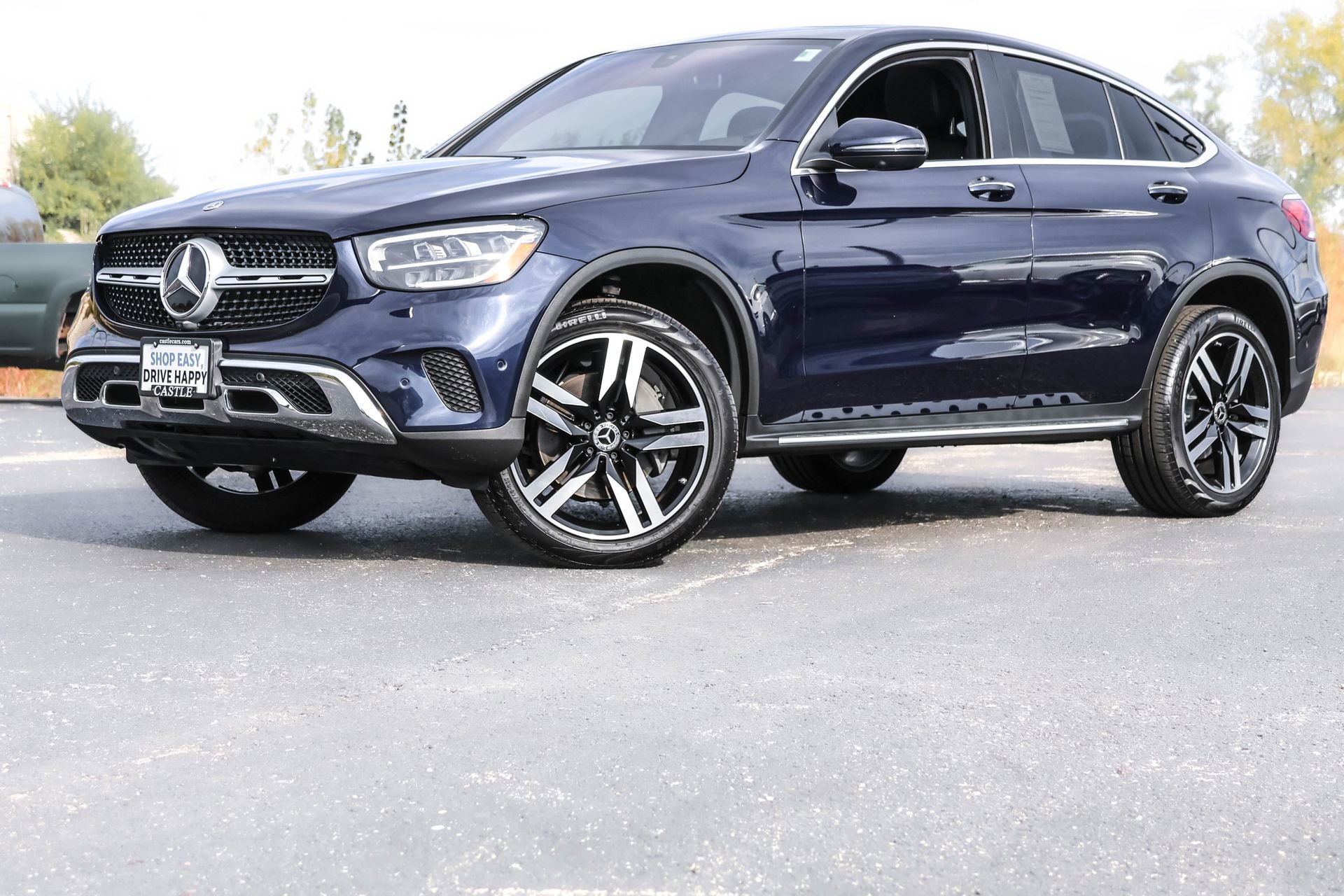 Used 2021 Mercedes-Benz GLC 300 4MATIC Coupe image 2