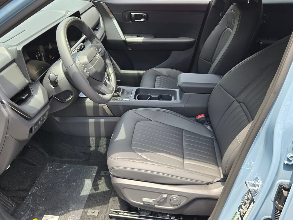 New 2027 Kia Seltos X-Line S w/ X-Line S Premium Package AWD/4WD image 7