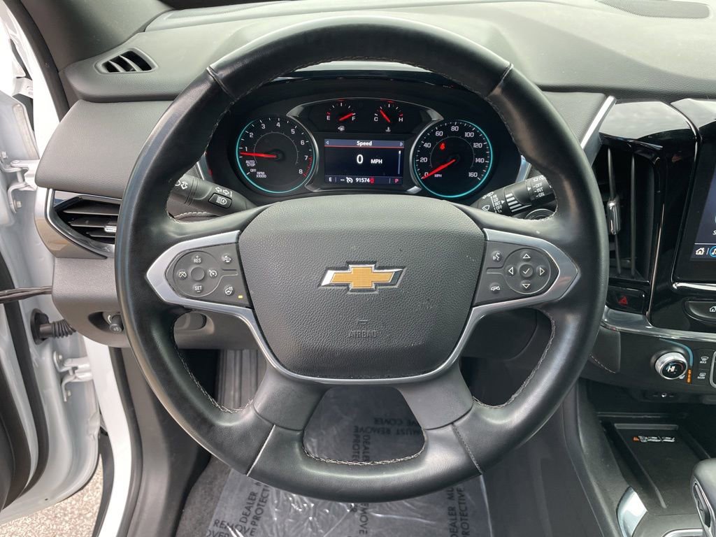 Used 2023 Chevrolet Traverse LT image 12