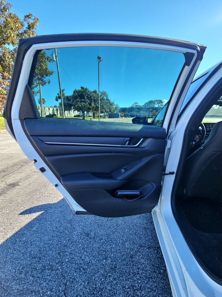 Used 2022 Honda Accord Sport image 14
