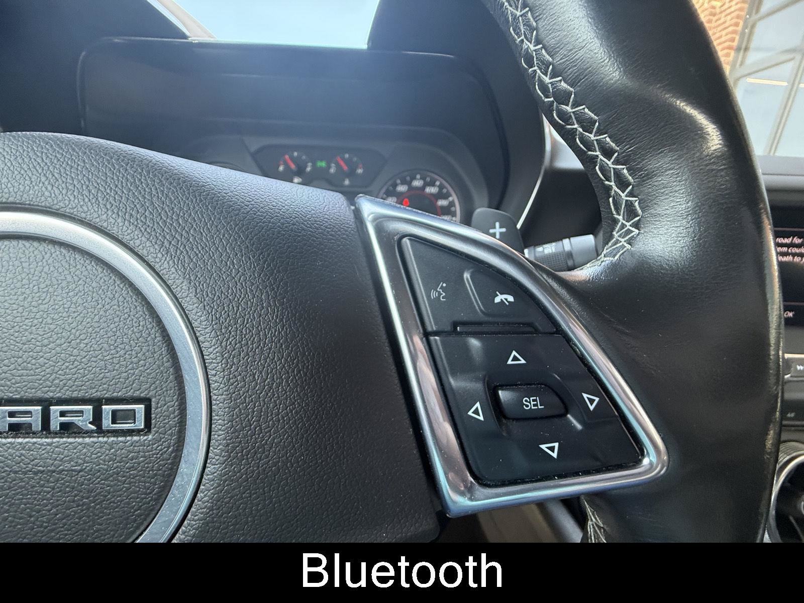 Used 2023 Chevrolet Camaro LT RWD image 9