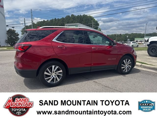 Used 2023 Chevrolet Equinox Premier FWD image 2