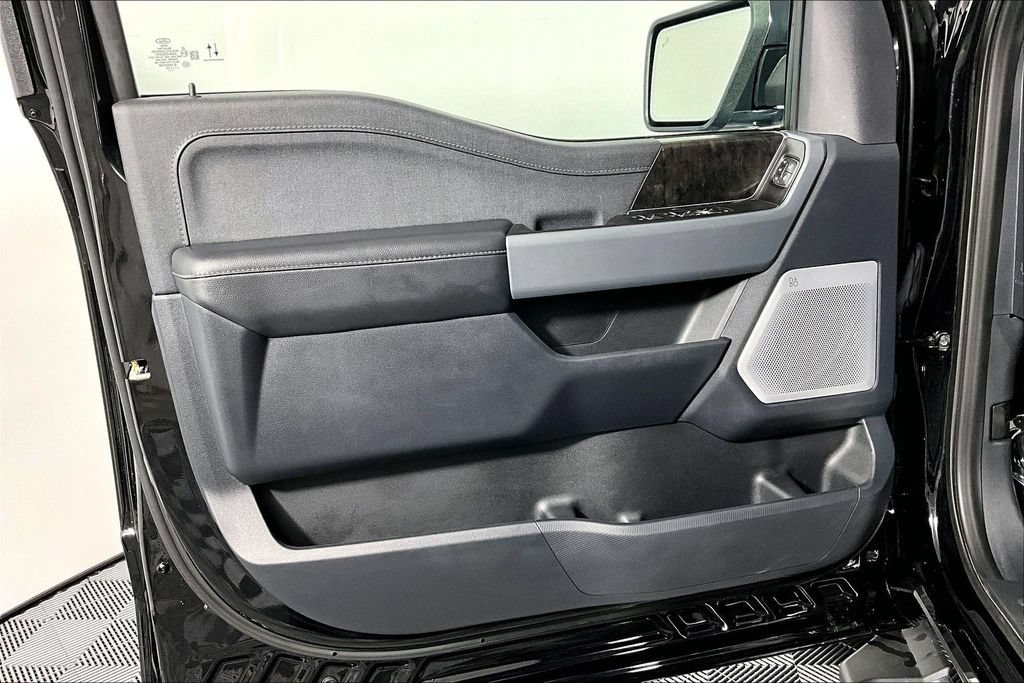 Used 2023 Ford F150 Lariat w/ Equipment Group 502A High AWD/4WD image 23