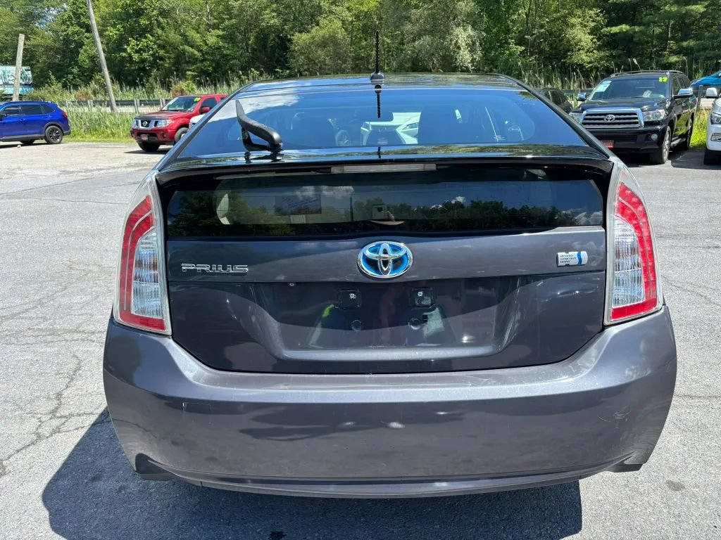 Used 2015 Toyota Prius Three w/ Solar Roof Package FWD image 7