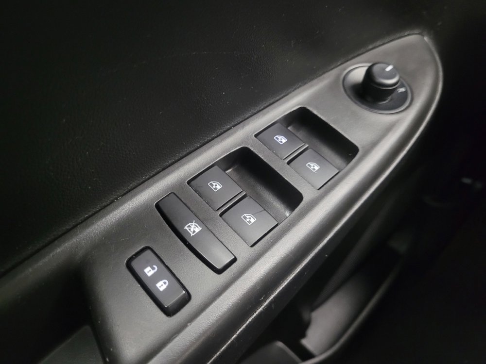 Used 2020 Chevrolet Spark LT FWD image 27