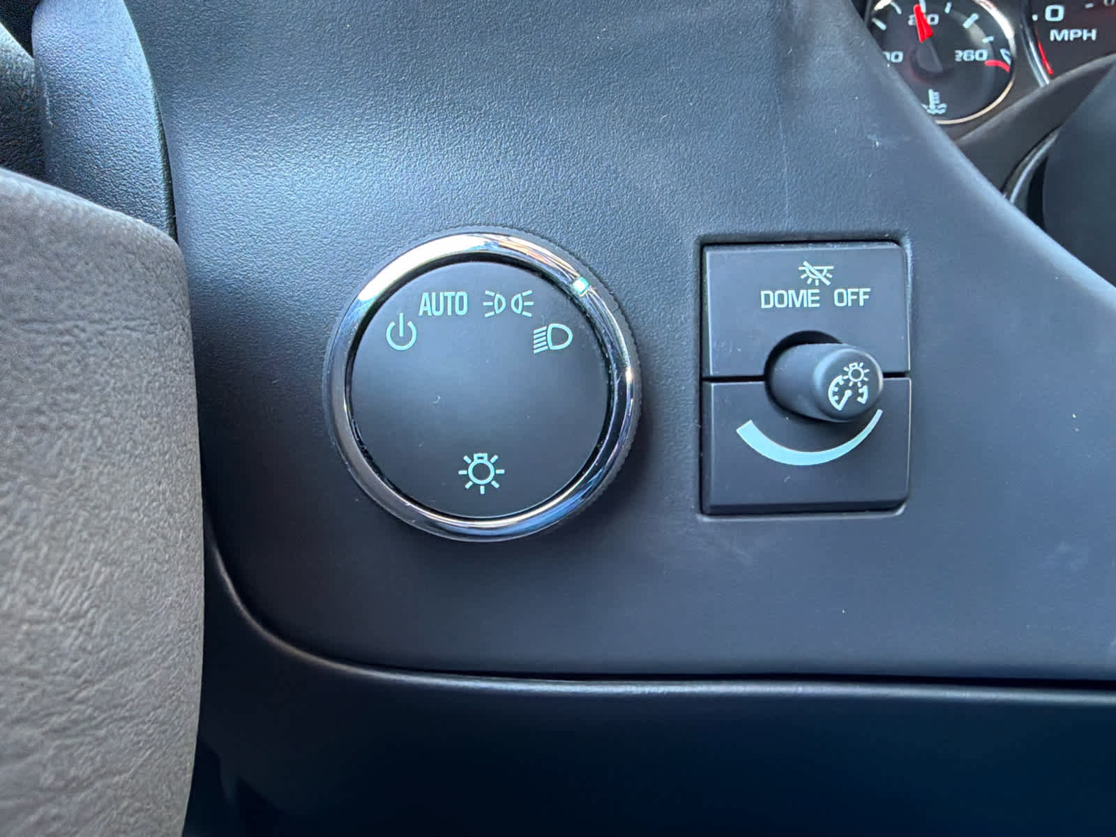 New 2025 GMC Savana 2500 w/ Driver Convenience Package image 30