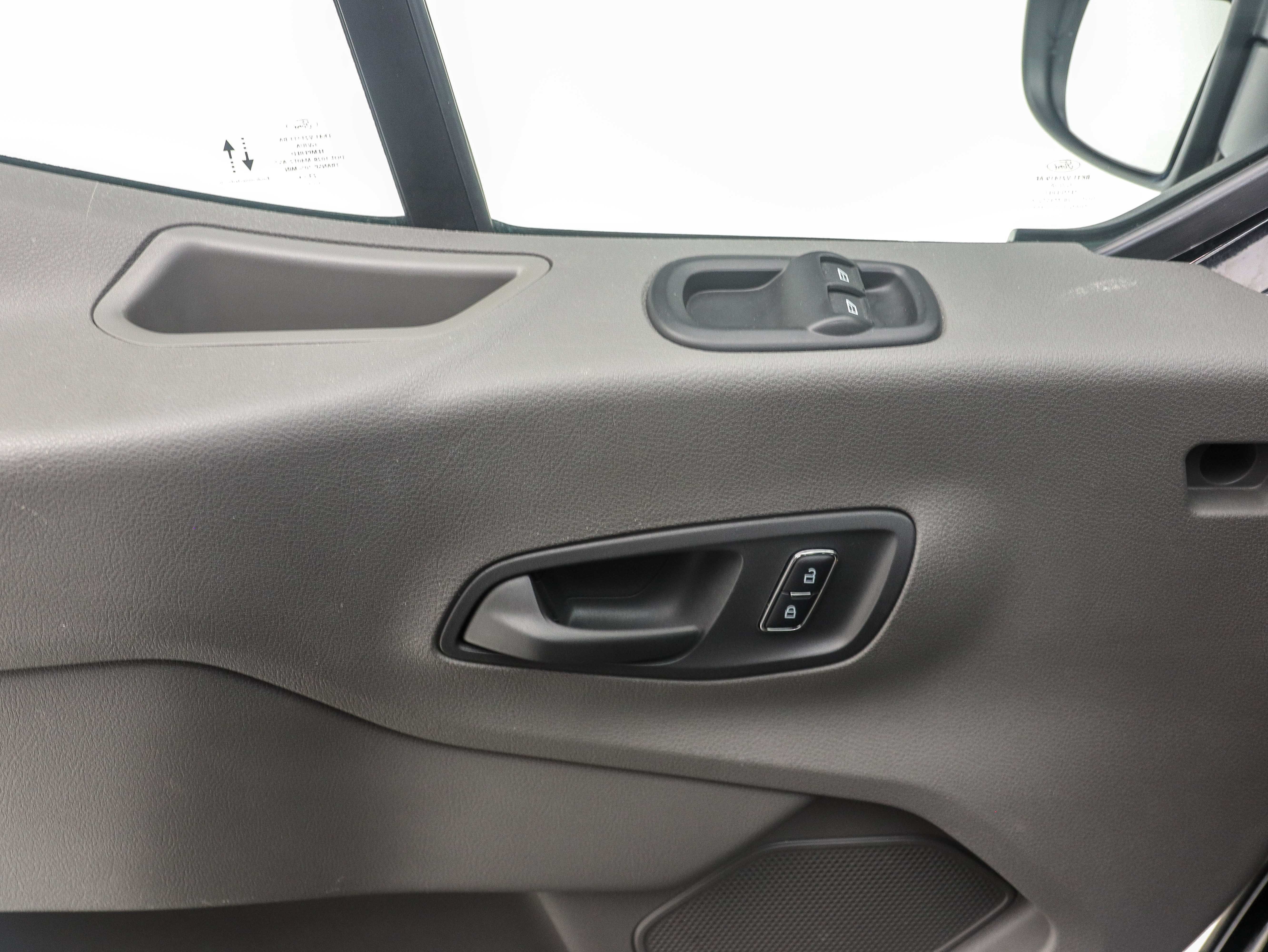 Used 2023 Ford Transit 350 XL RWD image 19
