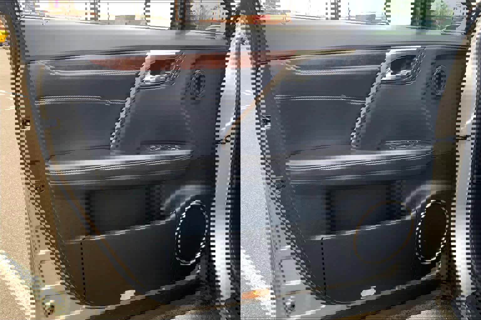 Used 2019 Lexus RX 450h AWD w/ Navigation Package image 22