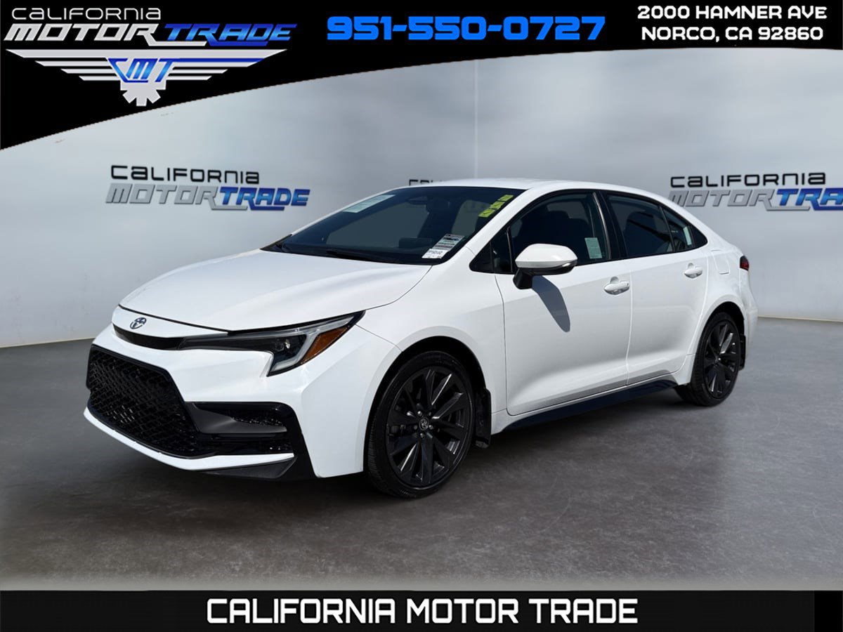 Used 2023 Toyota Corolla SE w/ Carpet Mat Package (TMS) FWD image 1