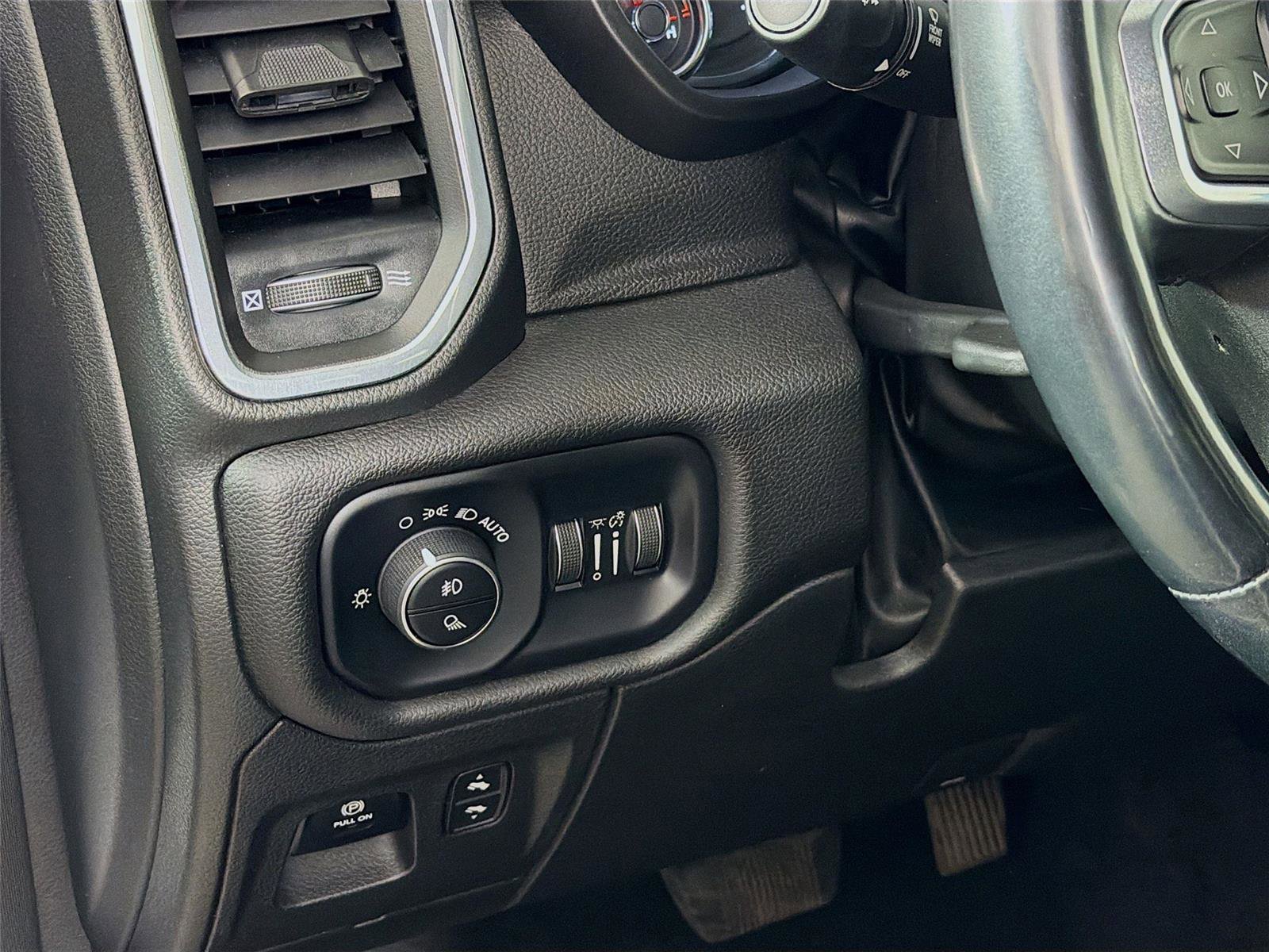 Used 2023 RAM 1500 Laramie image 10