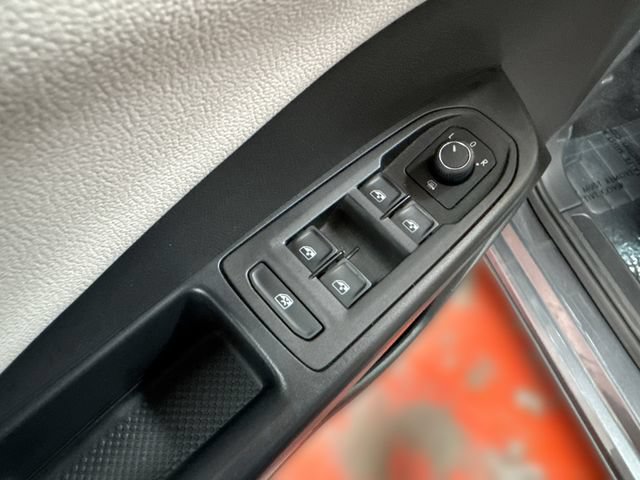 Certified 2025 Volkswagen Taos S AWD/4WD image 16