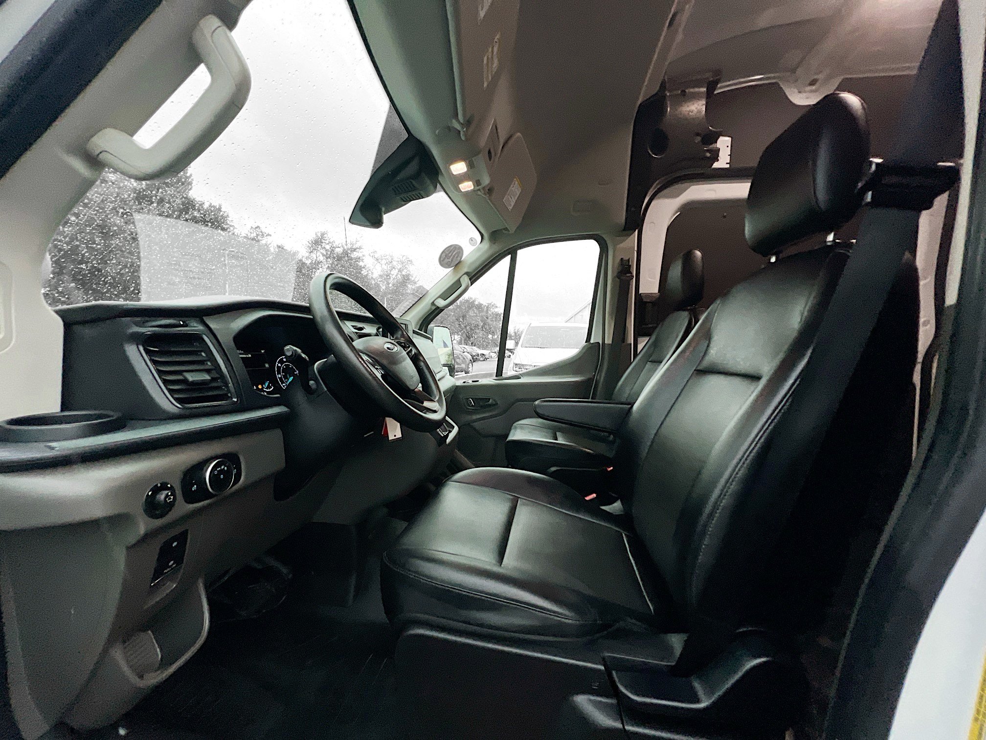 Used 2024 Ford Transit 250 148 High Roof Extended w/ Load Area Protection Package RWD image 14