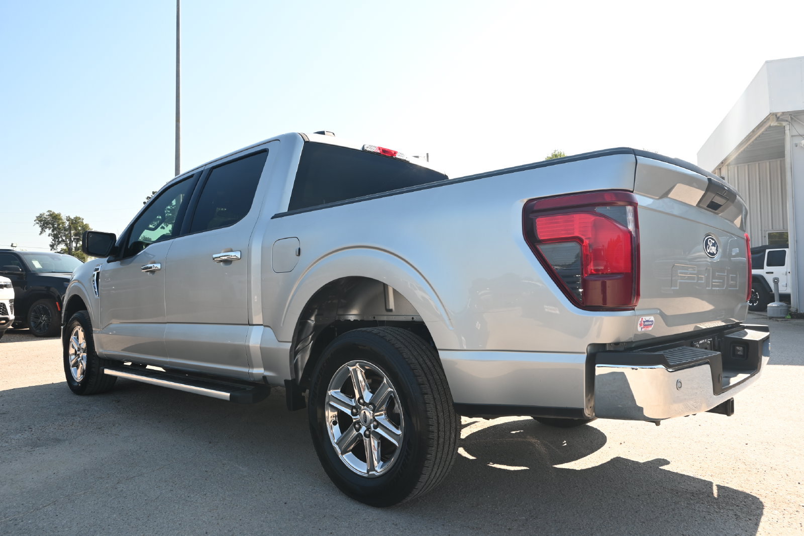 Used 2025 Ford F150 XLT w/ Equipment Group 301A Standard RWD image 4