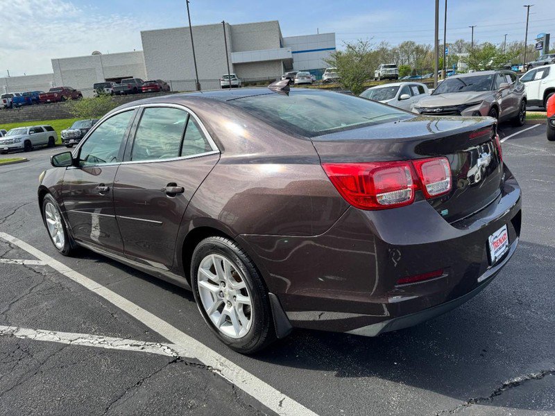 Used 2015 Chevrolet Malibu LT w/ Power Convenience Package image 5