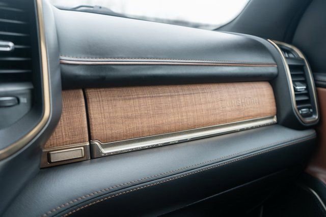 Used 2022 RAM 1500 Limited w/ Body-Colour Bumper Group image 36