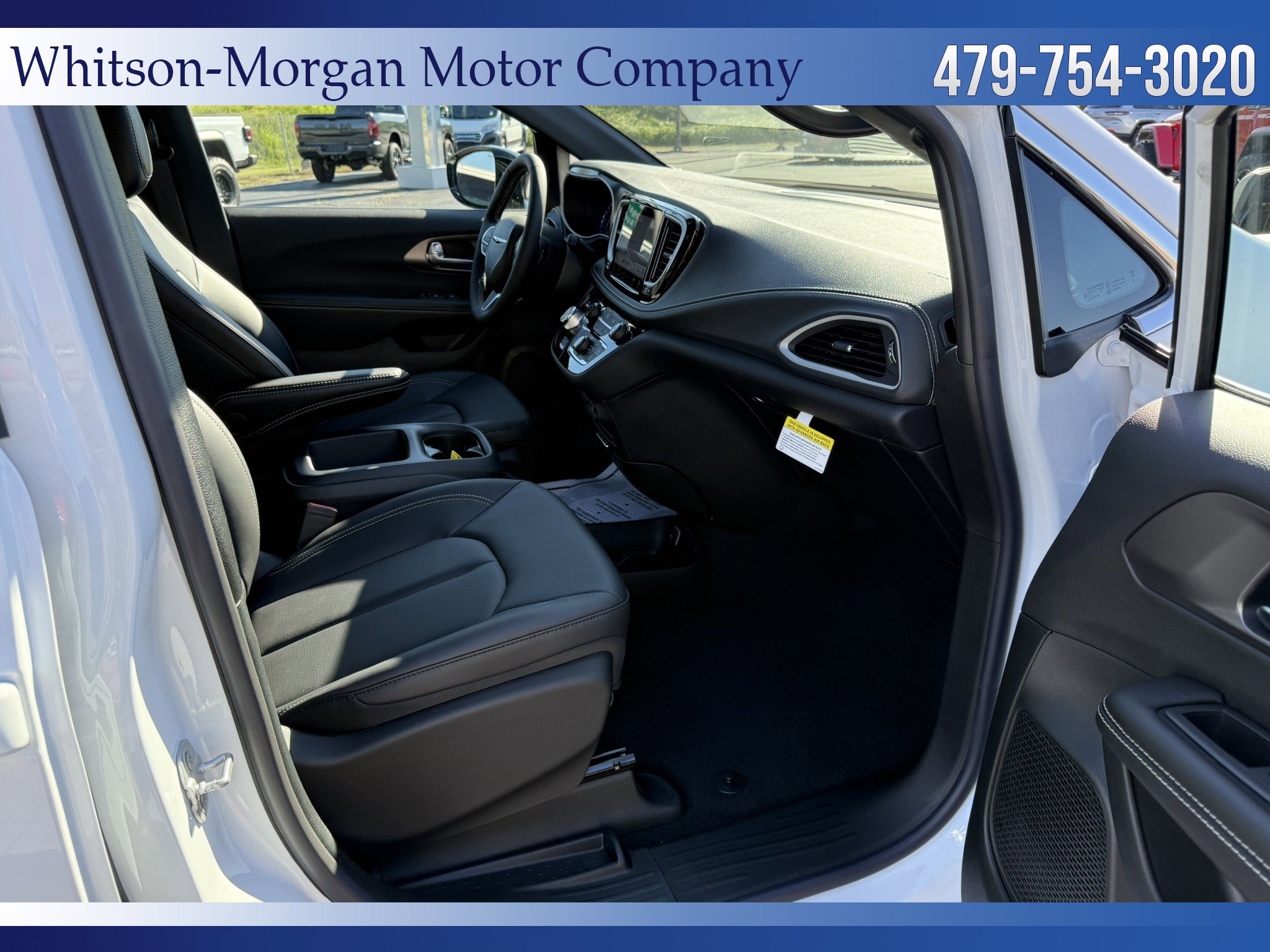 New 2026 Chrysler Pacifica Select image 6