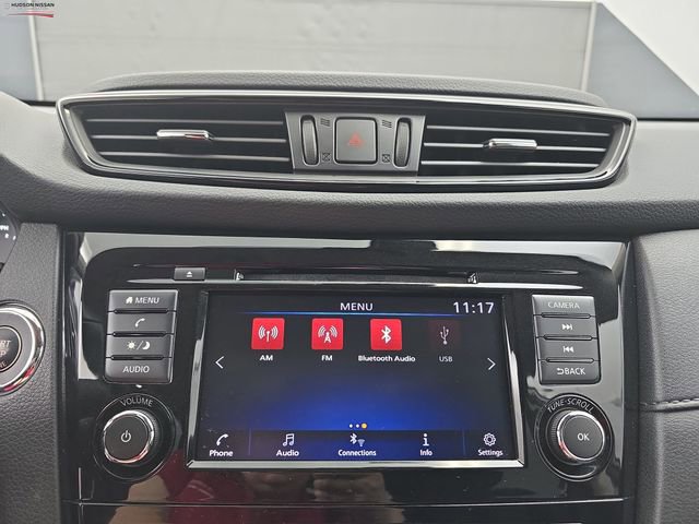 Used 2020 Nissan Rogue SV image 34