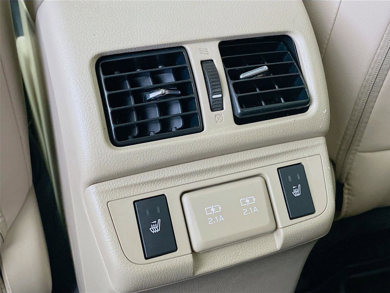 Used 2019 Subaru Outback 2.5i Limited AWD/4WD image 29