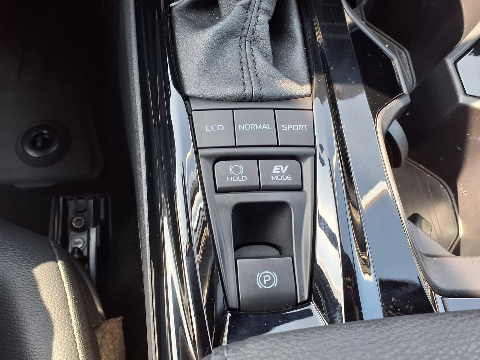 Certified 2026 Toyota Camry XSE FWD image 24