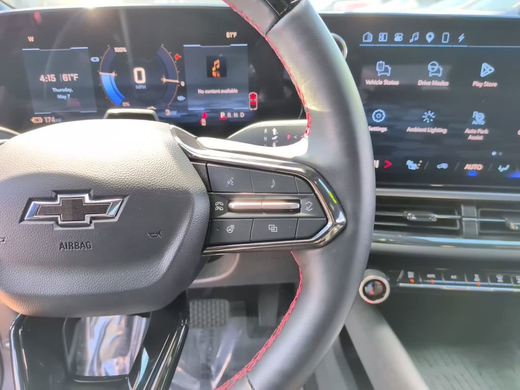 Used 2024 Chevrolet Equinox EV RS FWD image 23