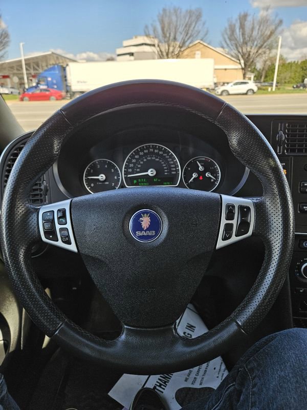 Used 2009 Saab 9-3 2.0T image 10