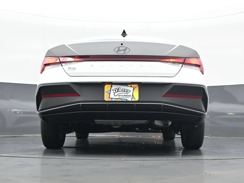 New 2026 Hyundai Elantra SE FWD image 26