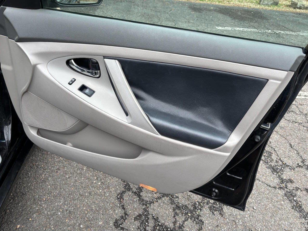 Used 2008 Toyota Camry LE image 21