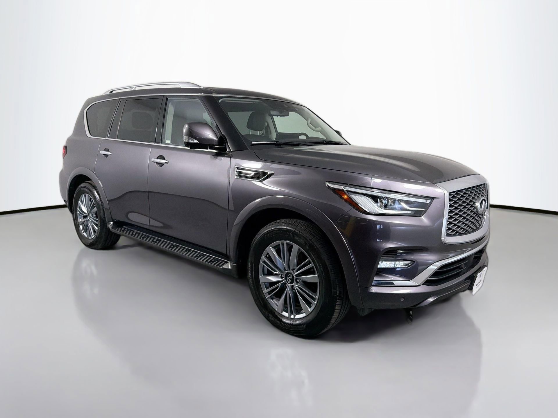Used 2022 INFINITI QX80 Luxe w/ Cargo Package image 4