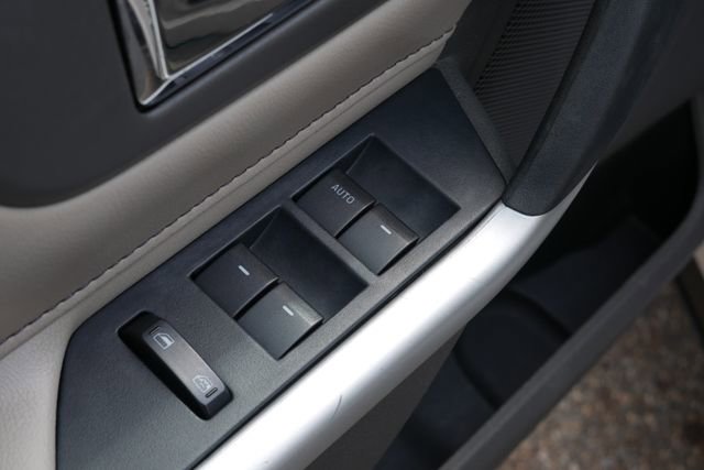 Used 2011 Ford Edge SEL AWD/4WD image 11