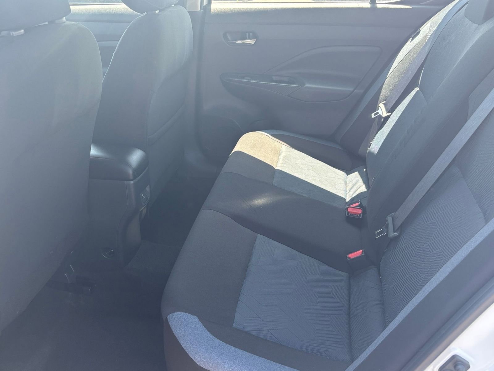 Used 2025 Nissan Versa SV w/ Trunk Package FWD image 22