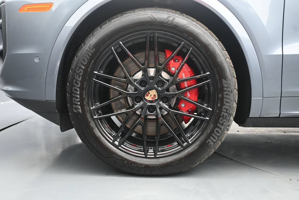New 2026 Porsche Cayenne S AWD/4WD image 8