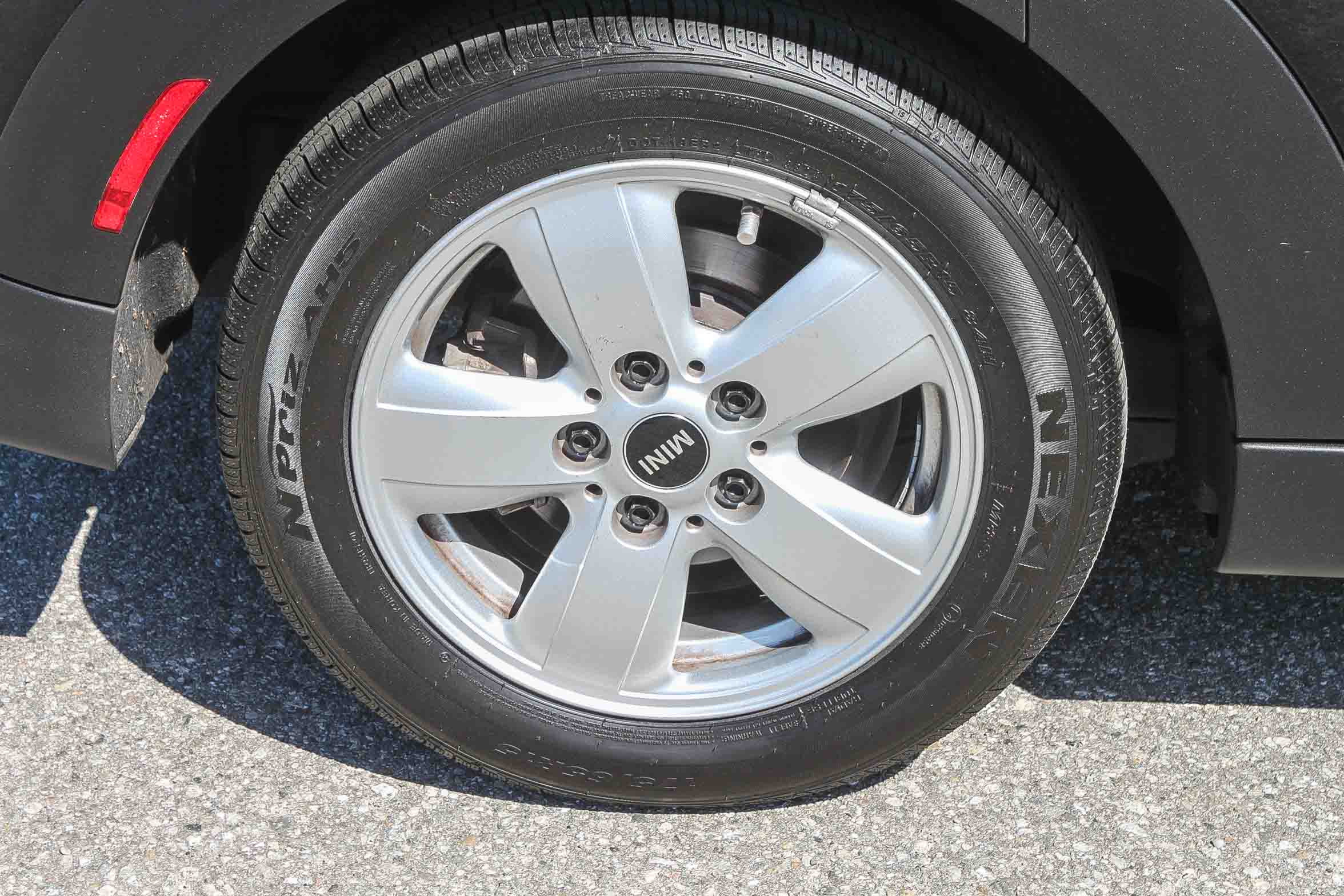 Used 2022 MINI Cooper 4-Door Hardtop image 12