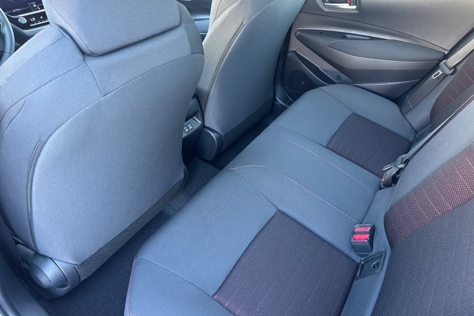 New 2026 Toyota Corolla SE w/ SE Premium Package FWD image 11