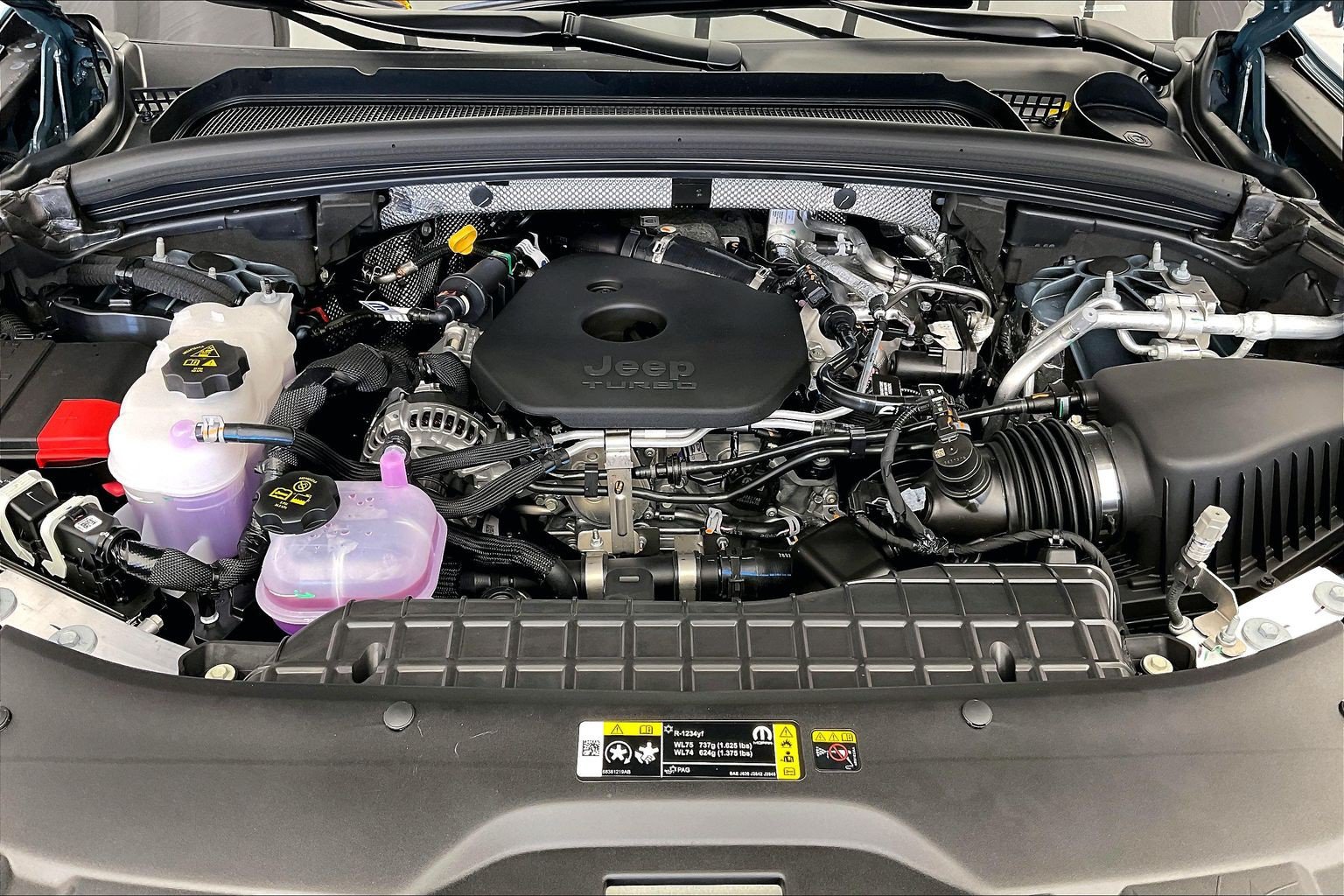 New 2027 Jeep Grand Cherokee Limited AWD/4WD image 18