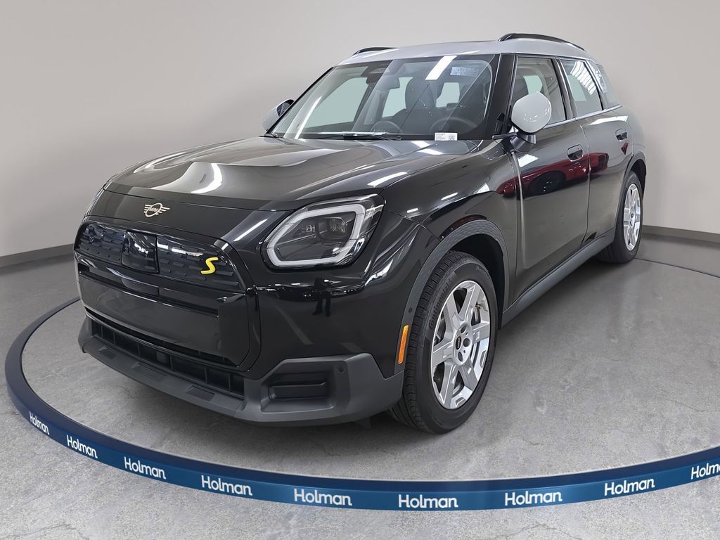 Used 2025 MINI Cooper Countryman SE image 1