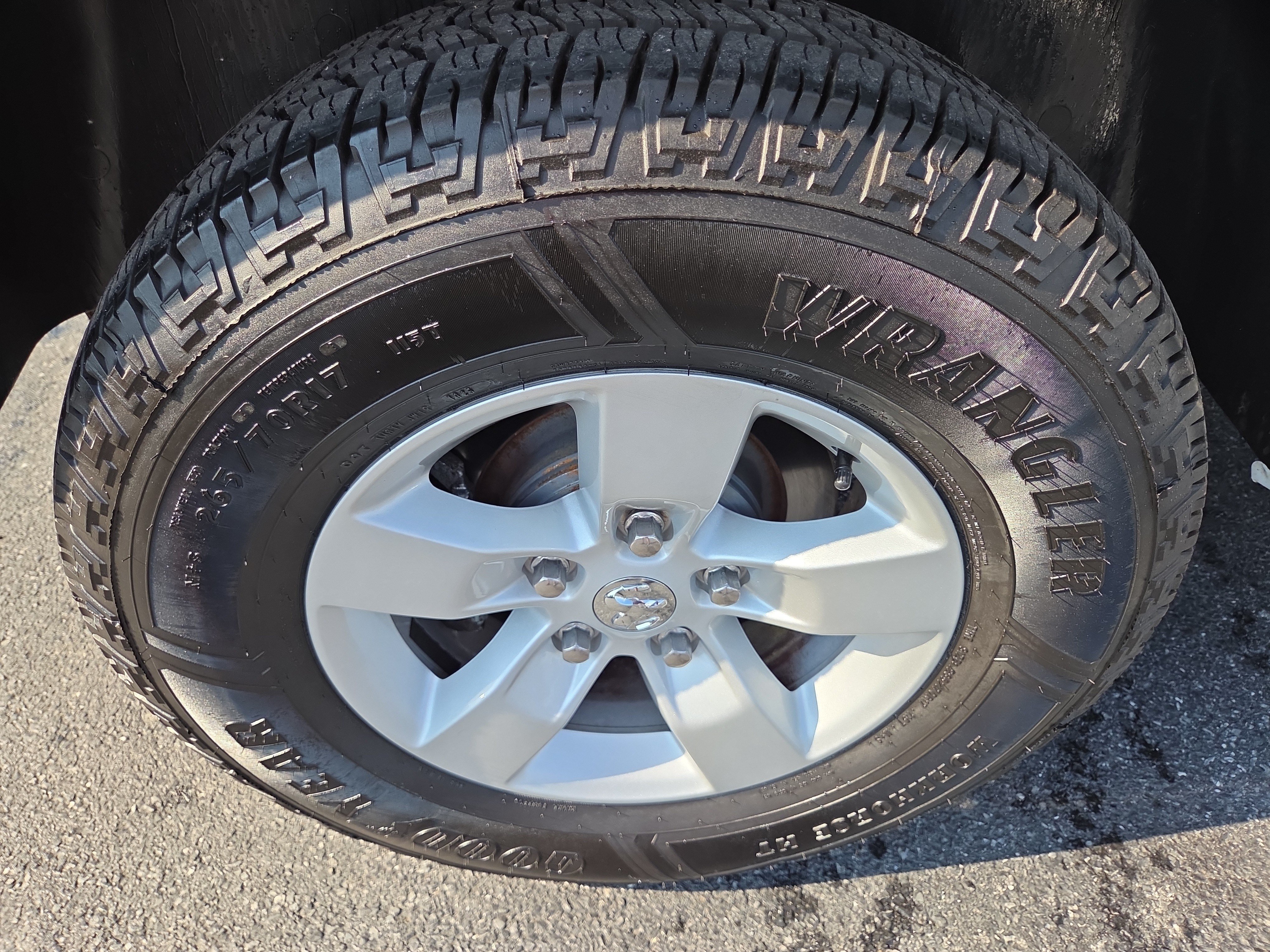 Used 2020 RAM 1500 Tradesman w/ Popular Equipment Group RWD image 21