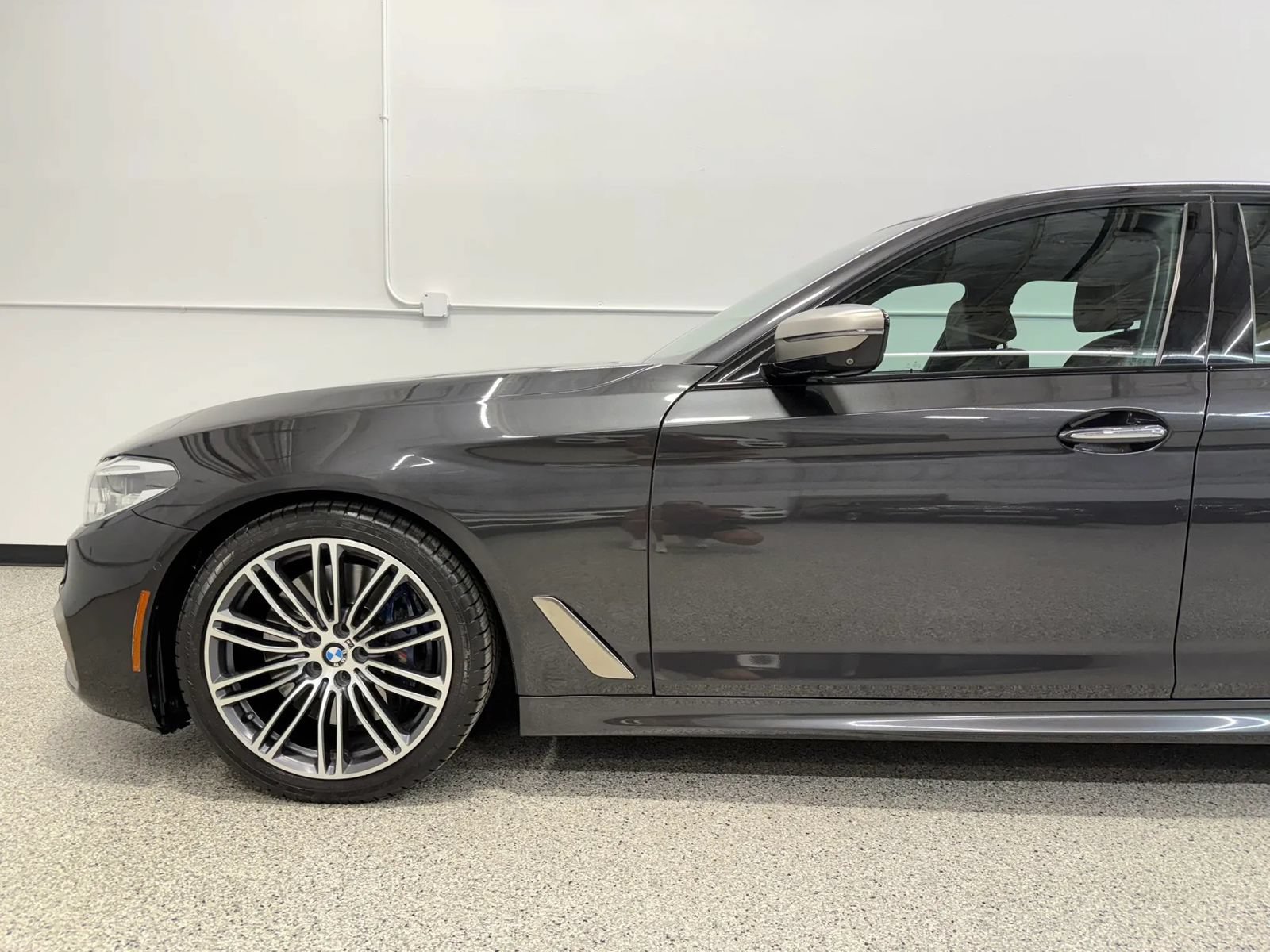 Used 2018 BMW M550i xDrive w/ Driving Assistance Package AWD/4WD image 8
