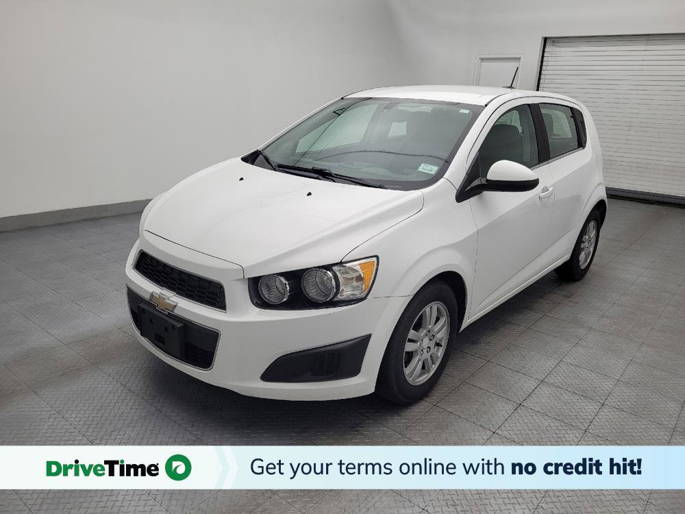 Used 2016 Chevrolet Sonic LT FWD image 1