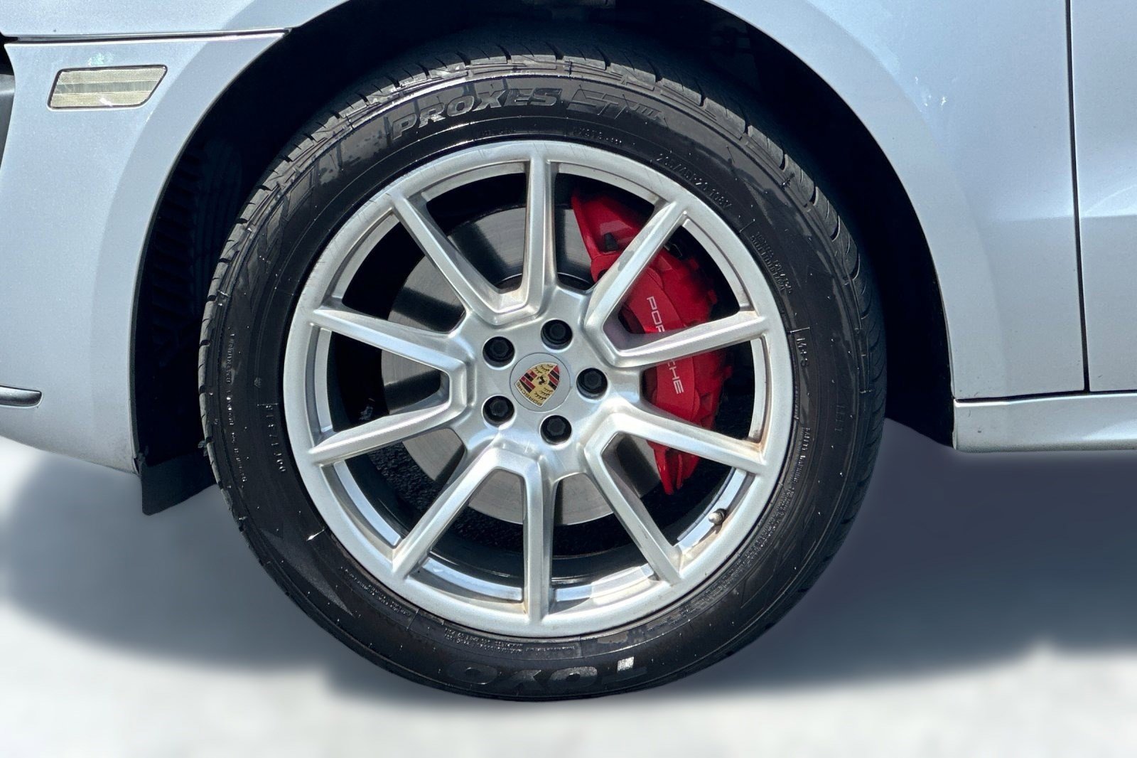 Used 2015 Porsche Macan Turbo AWD/4WD image 11