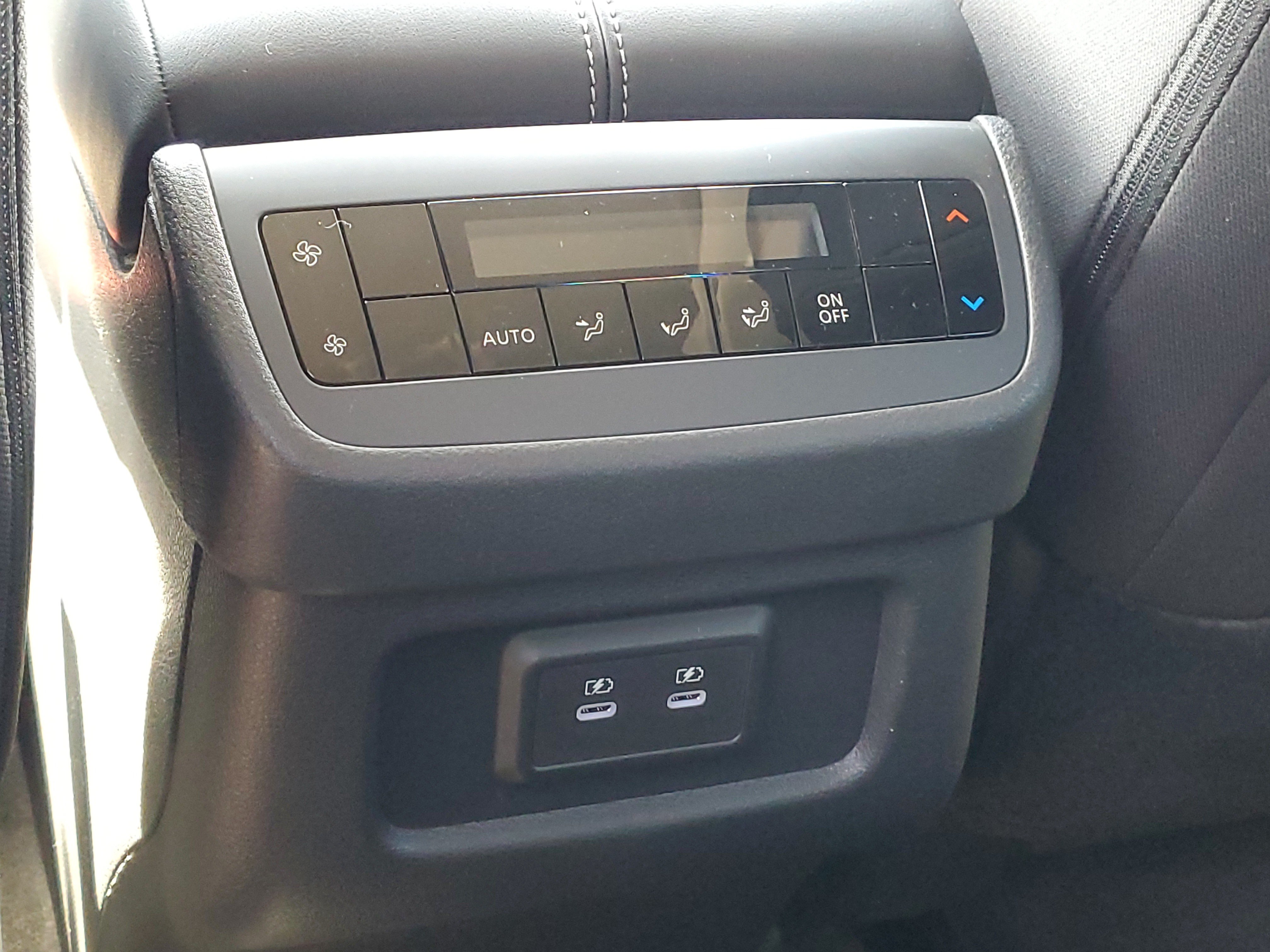 New 2026 Nissan Pathfinder SV w/ SV Premium Package AWD/4WD image 28