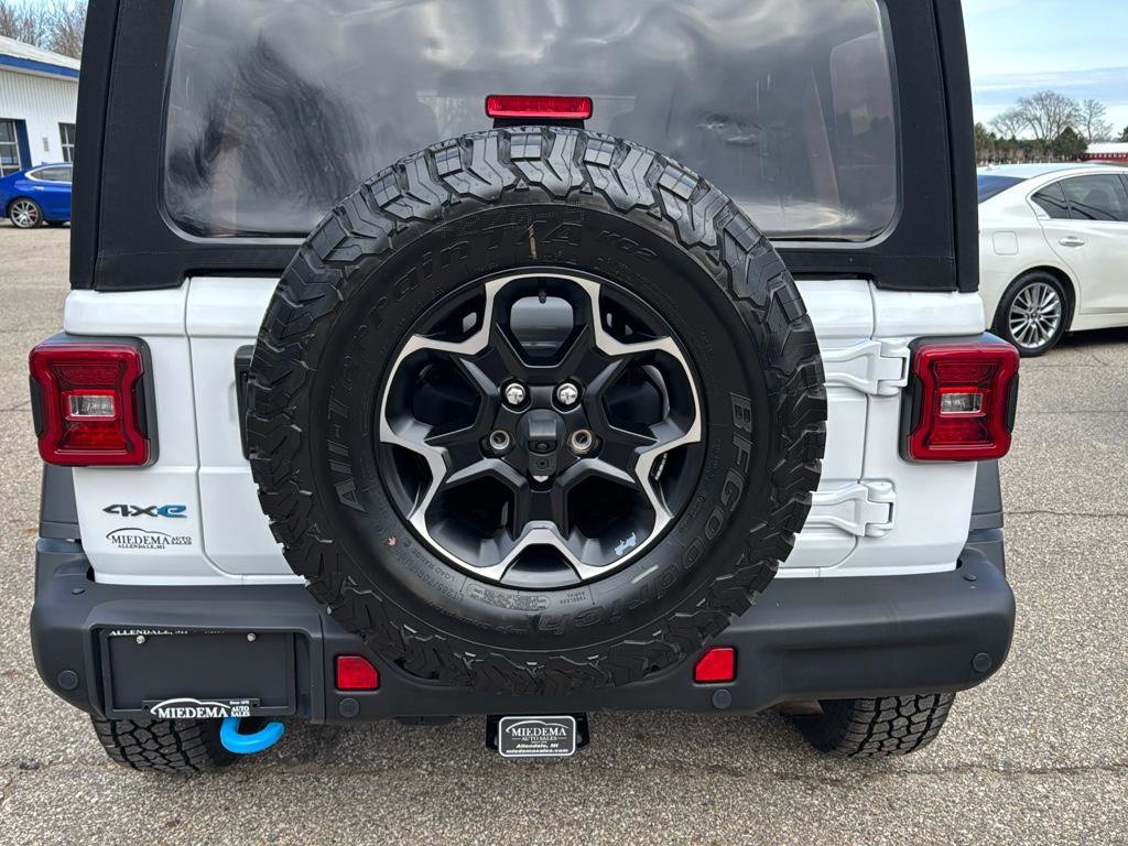 Used 2021 Jeep Wrangler Unlimited Rubicon w/ Steel Bumper Group AWD/4WD image 14