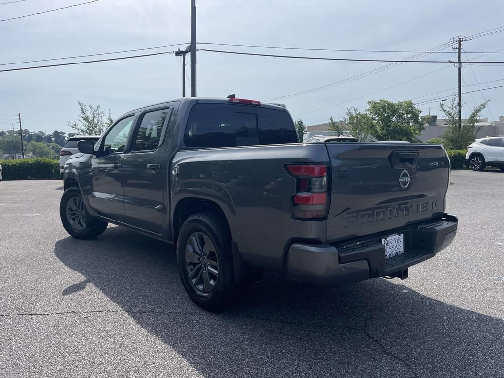 Used 2025 Nissan Frontier SV w/ SV Convenience Package RWD image 5