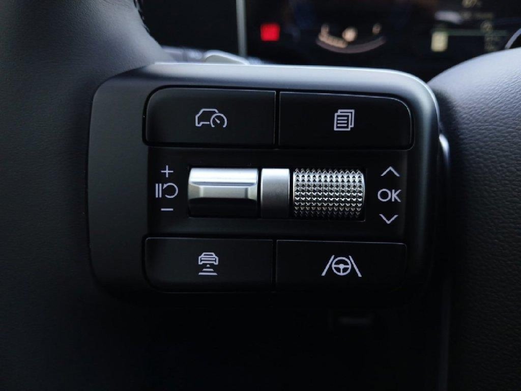 New 2026 Hyundai Santa Fe SEL FWD image 18