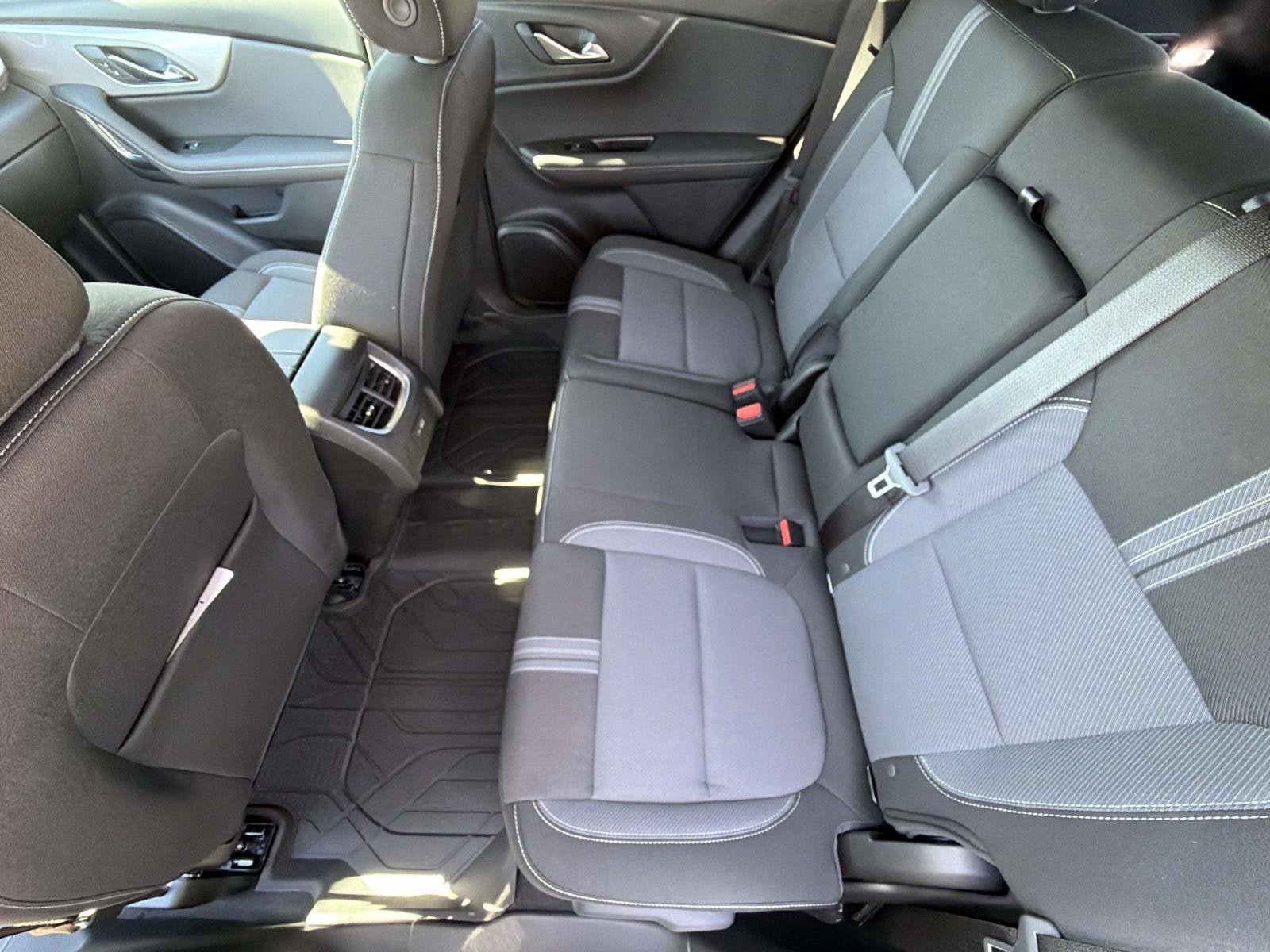 New 2026 Chevrolet Blazer LT w/ Convenience Package FWD image 4