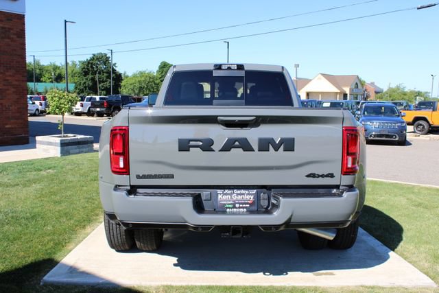 New 2026 RAM 3500 Laramie w/ Night Edition AWD/4WD image 40