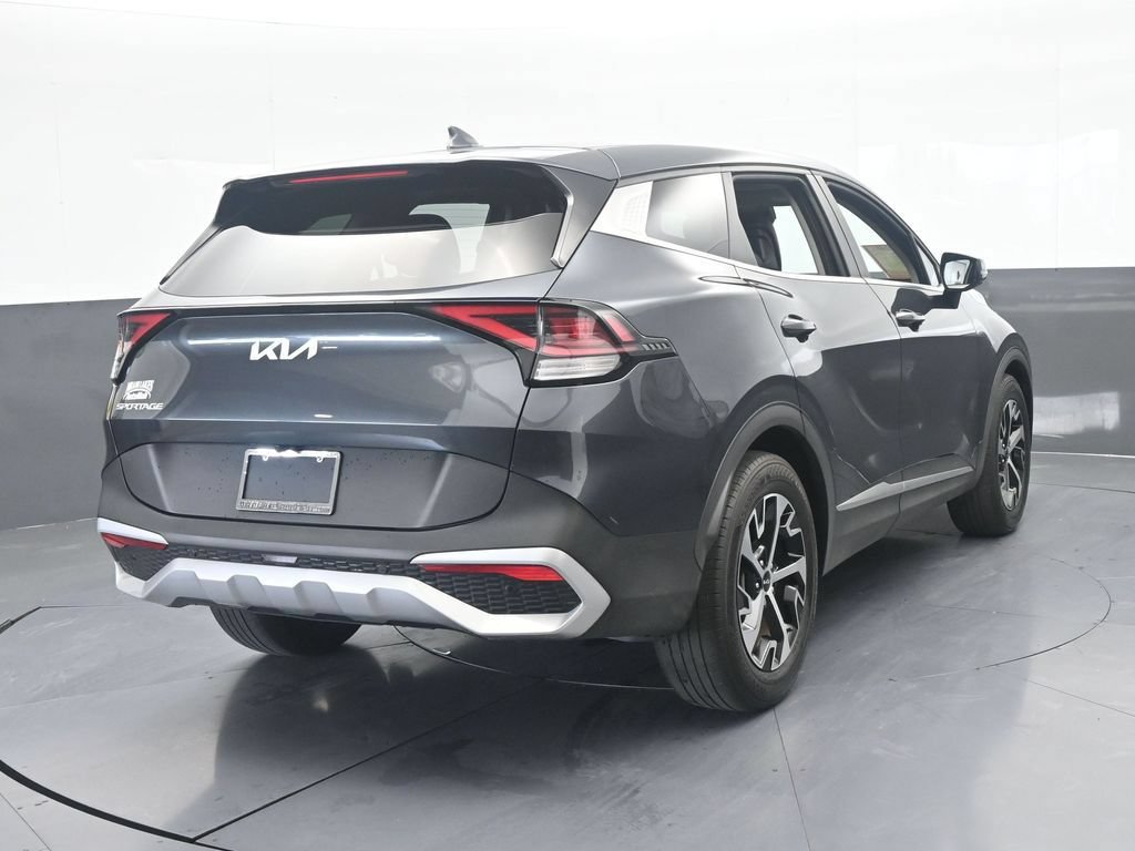 Used 2024 Kia Sportage EX FWD image 5