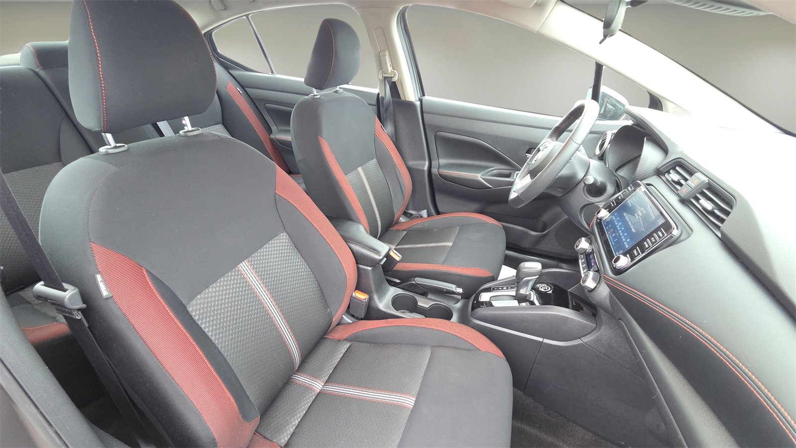 Used 2023 Nissan Versa SR w/ Trunk Package image 16